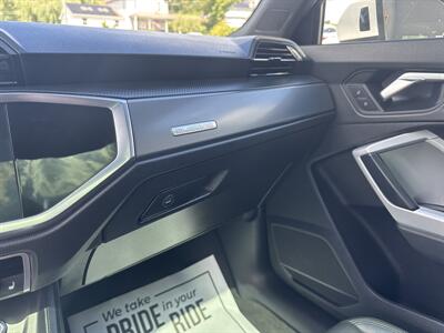 2023 Audi Q3 quattro S line Premi  AWD - Photo 32 - Hesston, PA 16647