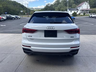 2023 Audi Q3 quattro S line Premi  AWD - Photo 5 - Hesston, PA 16647