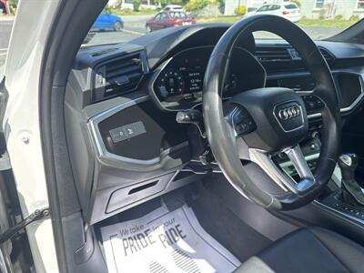 2023 Audi Q3 quattro S line Premi  AWD - Photo 24 - Hesston, PA 16647