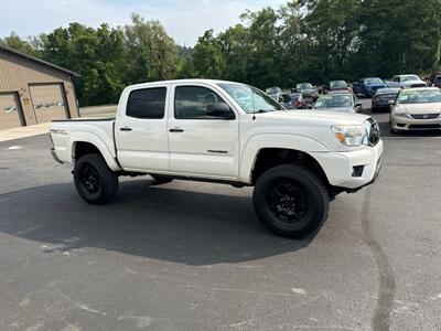 2015 Toyota Tacoma TRD Pro  DoubleCab 4x4 - Photo 2 - Hesston, PA 16647