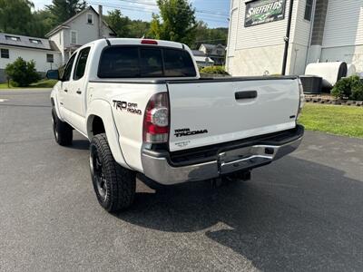 2015 Toyota Tacoma TRD Pro  DoubleCab 4x4 - Photo 8 - Hesston, PA 16647