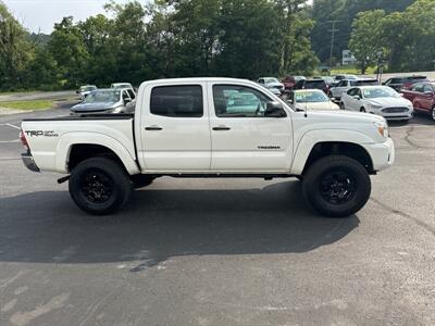 2015 Toyota Tacoma TRD Pro  DoubleCab 4x4 - Photo 3 - Hesston, PA 16647