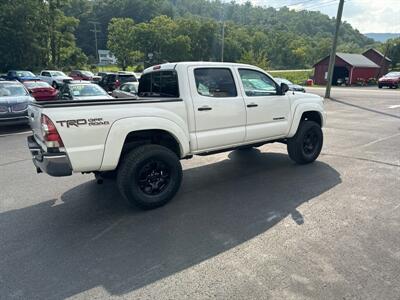 2015 Toyota Tacoma TRD Pro  DoubleCab 4x4 - Photo 4 - Hesston, PA 16647