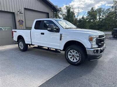 2022 Ford F-250 Super Duty XL Super Cab 4x4 - Photo 2 - Hesston, PA 16647