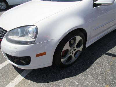 2009 Volkswagen GTI Base PZEV   - Photo 5 - Downey, CA 90241