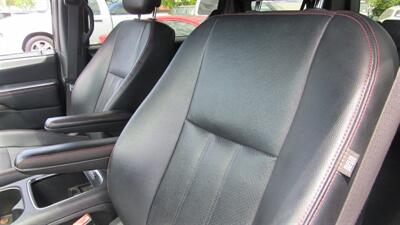 2017 Dodge Grand Caravan GT - Photo 11 - Downey, CA 90241