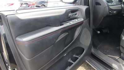 2017 Dodge Grand Caravan GT - Photo 7 - Downey, CA 90241
