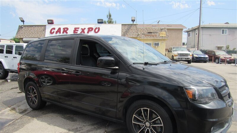 2017 Dodge Grand Caravan GT   - Photo 1 - Downey, CA 90241