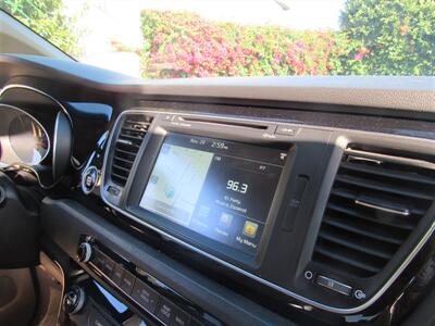 2015 Kia Sedona SX Plus   - Photo 17 - Downey, CA 90241