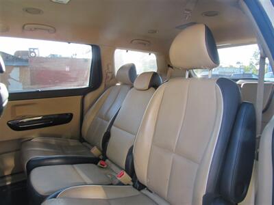 2015 Kia Sedona SX Plus   - Photo 8 - Downey, CA 90241
