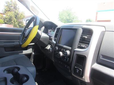 2017 RAM 1500 Big Horn   - Photo 22 - Downey, CA 90241