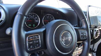2014 Jeep Wrangler Rubicon   - Photo 7 - Downey, CA 90241