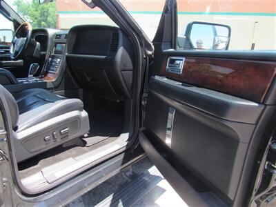 2015 Lincoln Navigator L   - Photo 24 - Downey, CA 90241