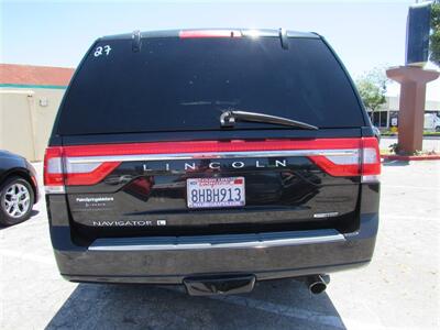2015 Lincoln Navigator L   - Photo 17 - Downey, CA 90241
