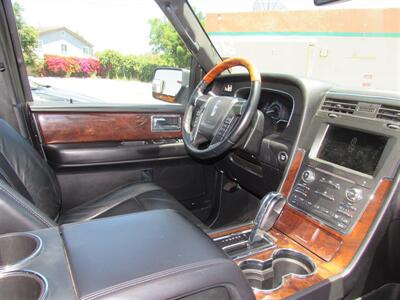 2015 Lincoln Navigator L   - Photo 25 - Downey, CA 90241