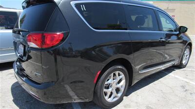 2018 Chrysler Pacifica Limited - Photo 26 - Downey, CA 90241