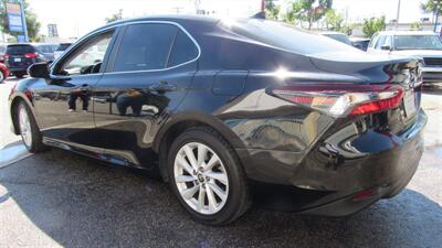 2022 Toyota Camry LE   - Photo 5 - Downey, CA 90241