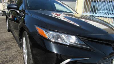 2022 Toyota Camry LE   - Photo 2 - Downey, CA 90241