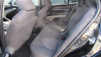 2022 Toyota Camry LE   - Photo 16 - Downey, CA 90241