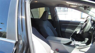 2022 Toyota Camry LE   - Photo 14 - Downey, CA 90241