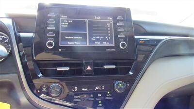 2022 Toyota Camry LE   - Photo 25 - Downey, CA 90241