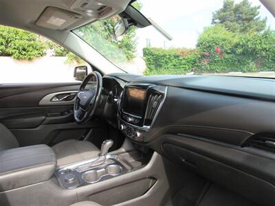 2019 Chevrolet Traverse LT Cloth   - Photo 18 - Downey, CA 90241