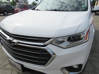 2019 Chevrolet Traverse LT Cloth   - Photo 3 - Downey, CA 90241