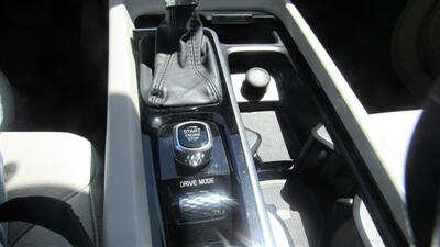 2019 Volvo XC60 T6 Momentum - Photo 14 - Downey, CA 90241
