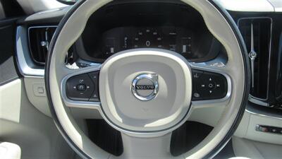 2019 Volvo XC60 T6 Momentum - Photo 10 - Downey, CA 90241