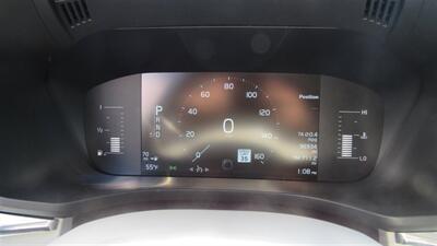 2019 Volvo XC60 T6 Momentum - Photo 11 - Downey, CA 90241