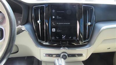 2019 Volvo XC60 T6 Momentum - Photo 12 - Downey, CA 90241