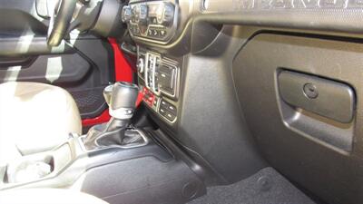2018 Jeep Wrangler Rubicon   - Photo 22 - Downey, CA 90241