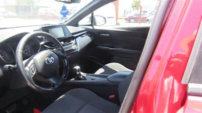 2018 Toyota C-HR XLE Premium - Photo 10 - Downey, CA 90241