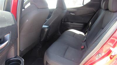 2018 Toyota C-HR XLE Premium - Photo 11 - Downey, CA 90241