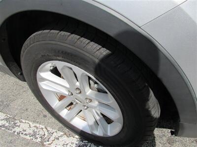 2016 Ford Explorer   - Photo 2 - Downey, CA 90241