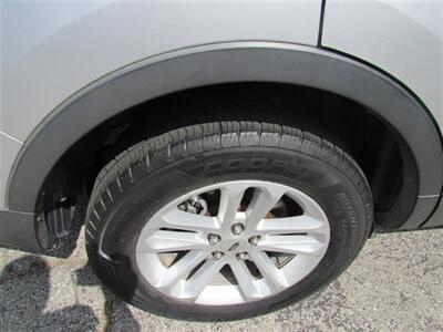 2016 Ford Explorer   - Photo 13 - Downey, CA 90241