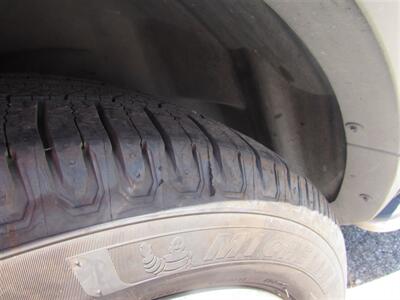 2014 Ford Explorer XLT - Photo 14 - Downey, CA 90241