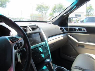 2014 Ford Explorer XLT - Photo 5 - Downey, CA 90241