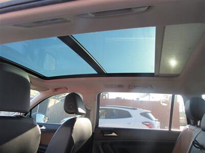 2018 Volkswagen Tiguan 2.0T SEL   - Photo 17 - Downey, CA 90241