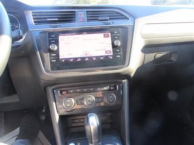 2018 Volkswagen Tiguan 2.0T SEL   - Photo 11 - Downey, CA 90241