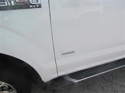 2017 Ford F-150 XLT - Photo 8 - Downey, CA 90241