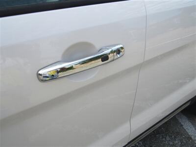 2018 Ford Explorer Limited   - Photo 6 - Downey, CA 90241