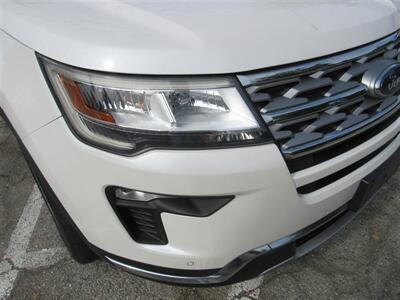 2018 Ford Explorer Limited   - Photo 3 - Downey, CA 90241