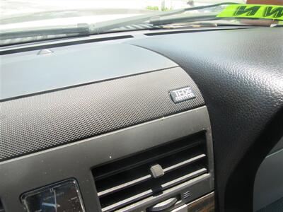 2010 Lincoln Navigator   - Photo 15 - Downey, CA 90241