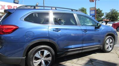 2019 Subaru Ascent Premium 7-Passenger - Photo 16 - Downey, CA 90241