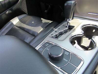 2013 Jeep Grand Cherokee Limited   - Photo 9 - Downey, CA 90241