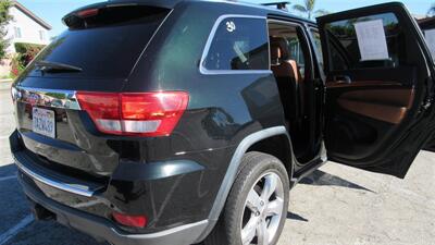 2013 Jeep Grand Cherokee Overland   - Photo 17 - Downey, CA 90241