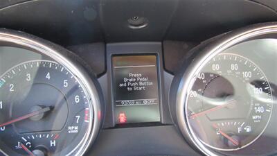 2013 Jeep Grand Cherokee Overland   - Photo 7 - Downey, CA 90241