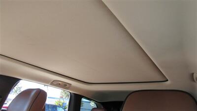 2013 Jeep Grand Cherokee Overland   - Photo 9 - Downey, CA 90241