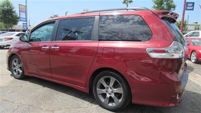 2015 Toyota Sienna SE Premium 8-Passeng   - Photo 5 - Downey, CA 90241